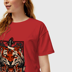 Футболка оверсайз женская Японский дерзкий тигр, цвет: красный — фото 2