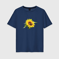 Женская футболка оверсайз Бабочка на цветке подсолнуха