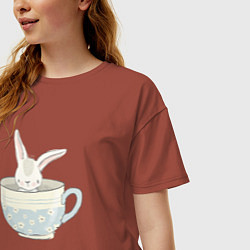 Футболка оверсайз женская Кролик в чашке, цвет: кирпичный — фото 2