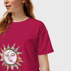 Футболка оверсайз женская Солнце и луна - Солнцестояние, цвет: маджента — фото 2