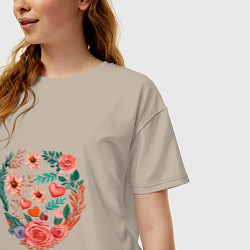 Футболка оверсайз женская Цветочное сердце с розами и астрами, цвет: миндальный — фото 2