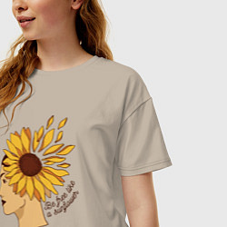 Футболка оверсайз женская Girl and sunflower, цвет: миндальный — фото 2