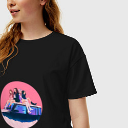 Футболка оверсайз женская Blackpink на машине, цвет: черный — фото 2