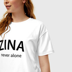 Футболка оверсайз женская Zina never alone - motto, цвет: белый — фото 2