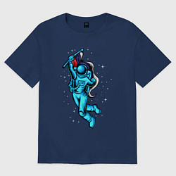 Женская футболка оверсайз Космонавт с флагом в руке