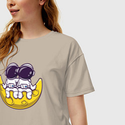 Футболка оверсайз женская Космонавты на Луне, цвет: миндальный — фото 2