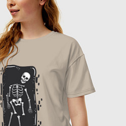 Футболка оверсайз женская Скелет в могиле, цвет: миндальный — фото 2