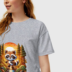 Футболка оверсайз женская Енот шагает по лесу, цвет: меланж — фото 2