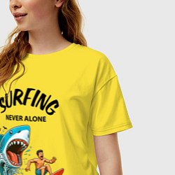 Футболка оверсайз женская Shark and surfer - never alone, цвет: желтый — фото 2