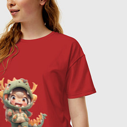 Футболка оверсайз женская Ребенок в костюме дракона, цвет: красный — фото 2