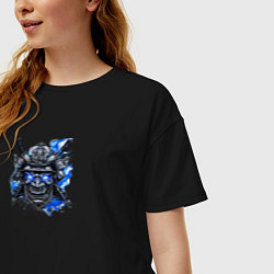 Футболка оверсайз женская Маска самурая с синим пламенем, цвет: черный — фото 2