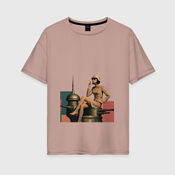 Футболка оверсайз женская Девушка на орудийной башне ретрофутуризм поп-арт 1, цвет: пыльно-розовый