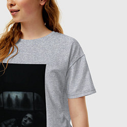 Футболка оверсайз женская Девушка прячется в машине ужасы триллер, цвет: меланж — фото 2