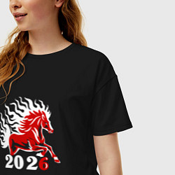 Футболка оверсайз женская Огненная лошадь с белой гривой, цвет: черный — фото 2