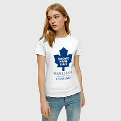 Футболка хлопковая женская Toronto Maple Leafs are coming Торонто Мейпл Лифс, цвет: белый — фото 2