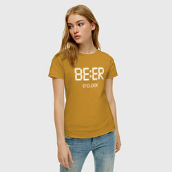 Футболка хлопковая женская Beer oclock Пивной час, цвет: горчичный — фото 2