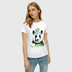 Футболка хлопковая женская Прикольный панда жующий стебель бамбука, цвет: белый — фото 2
