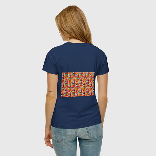 Женская футболка Коты и летний вайб паттерн / Тёмно-синий – фото 4