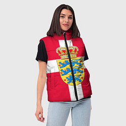 Женский жилет Дания Герб и флаг Дании, цвет: 3D-черный — фото 2