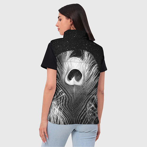 Женский жилет Изогнутые белые перья павлина - чб иллюстрация / 3D-Светло-серый – фото 4